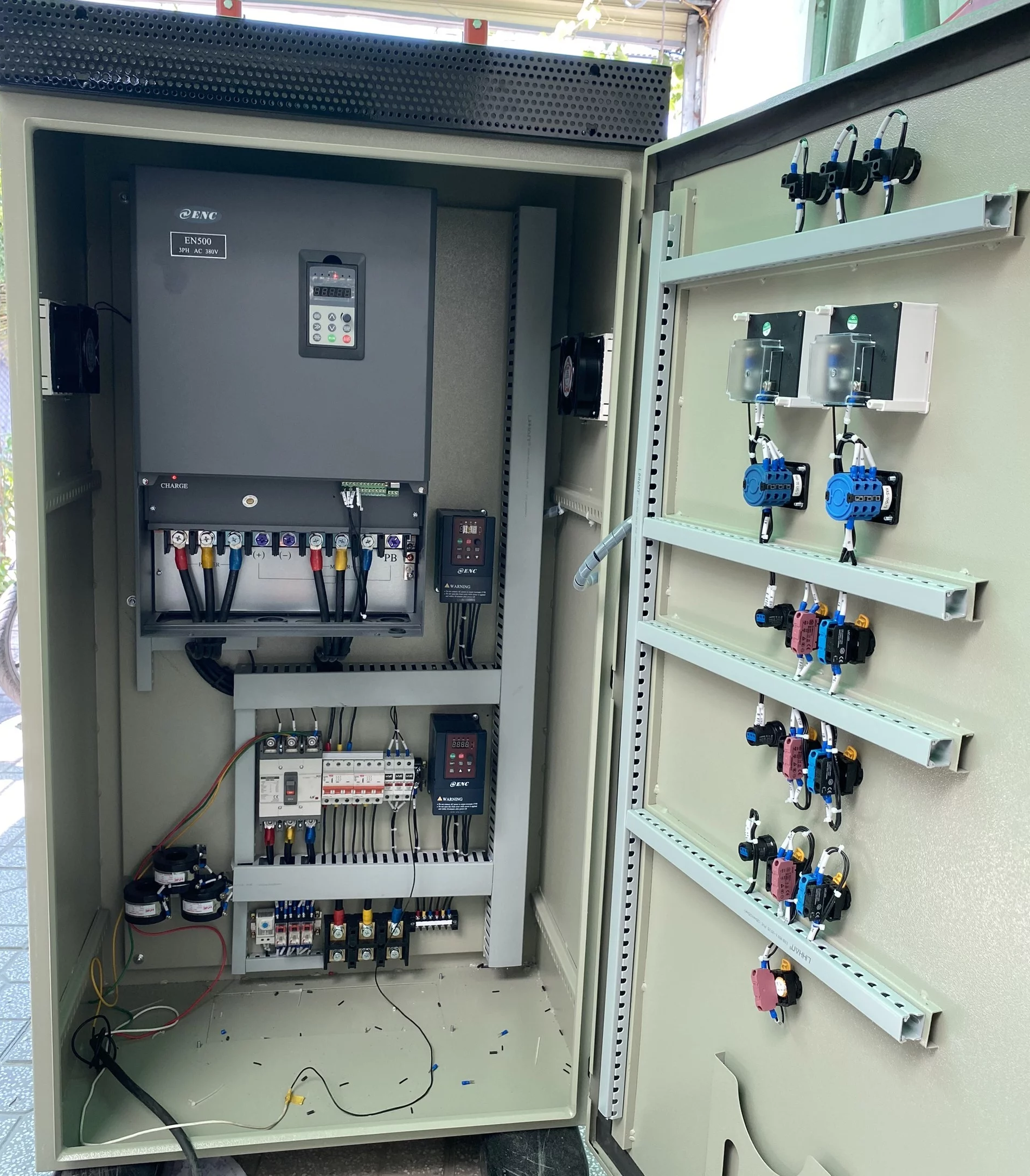 biến tần sinee en600 cho máy nén khí