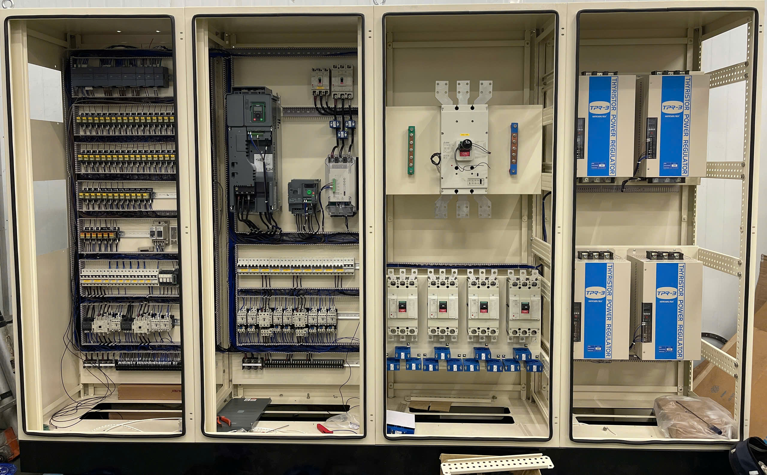 biến tần sinee en600 cho máy ép nhựa