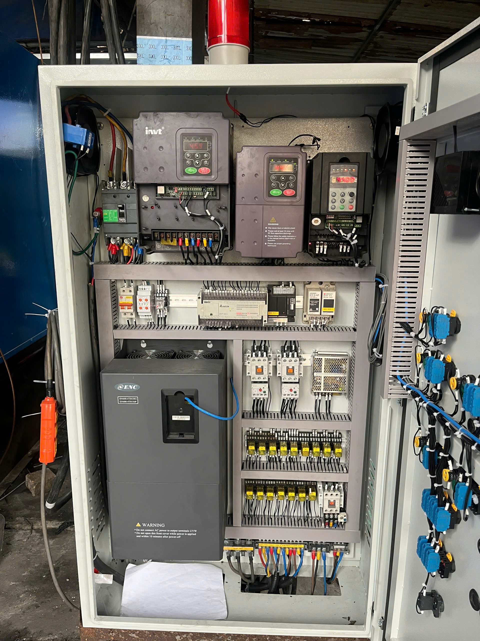 biến tần sinee en600 cho lò hơi

