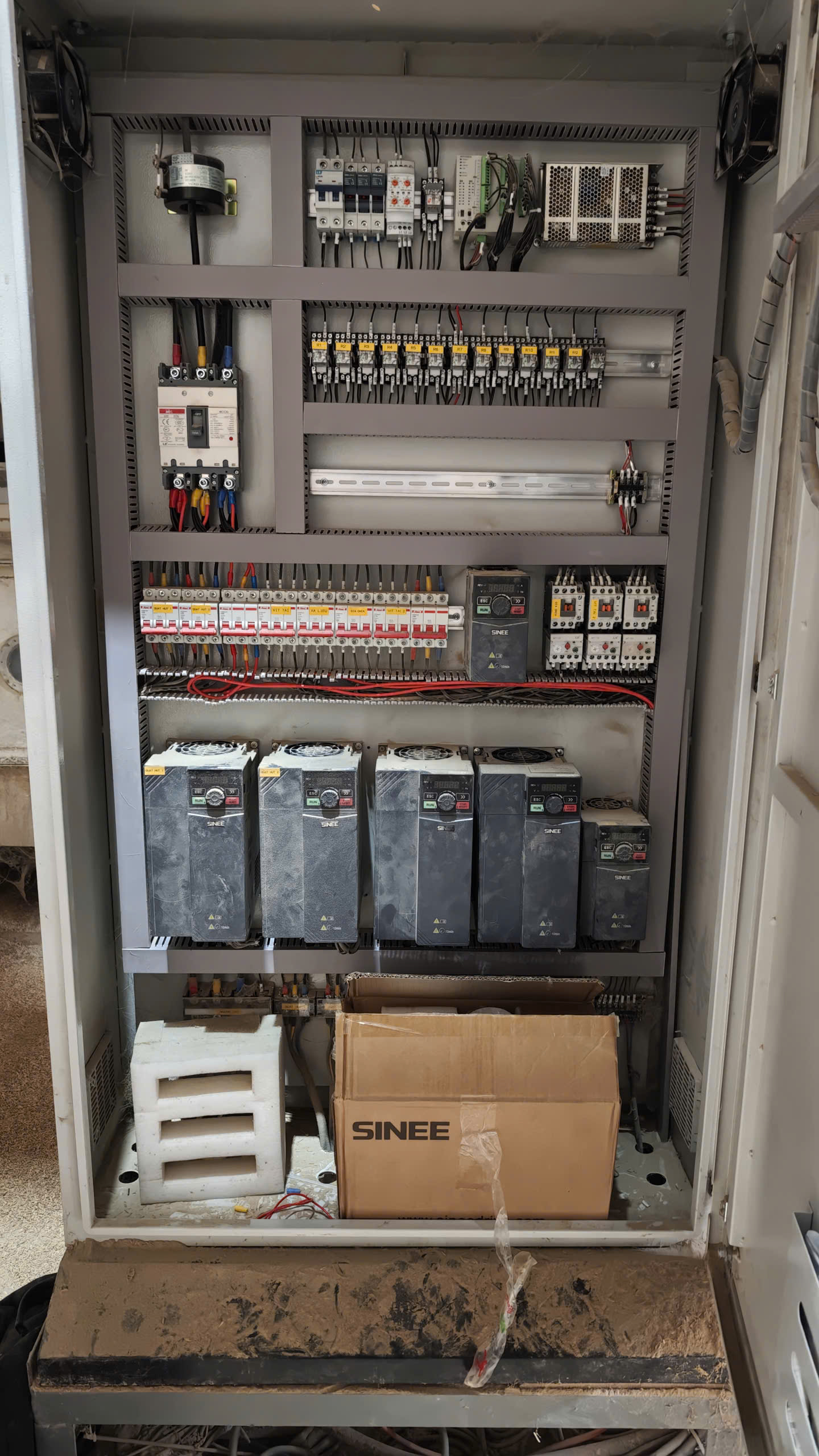 đơn vị cung cấp biến tần sinee
